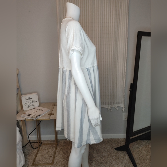 UO MARGO MIXED HENLEY T-SHIRT DRESS IN WHITE, XS - Picture 8 of 14